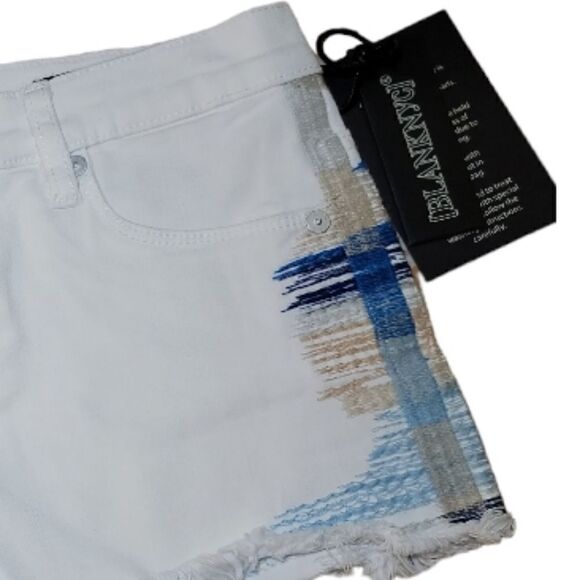 Blank NYC The Astor White Cut-Off Shorts - Picture 3 of 6